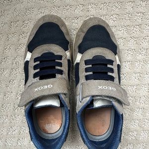 Geox Boy's Alfierboy Sneaker, Grey/Navy, 1 Big Kid-size 32